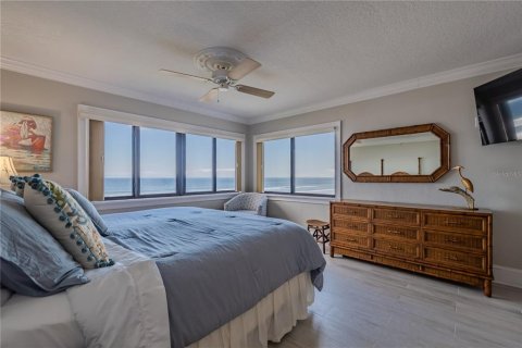 Condo in New Smyrna Beach, Florida, 3 bedrooms  № 1376687 - photo 18