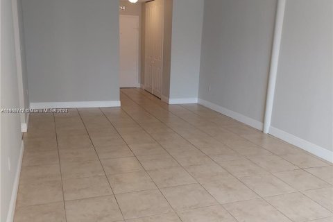 Copropriété à vendre à North Miami, Floride: 1 chambre, 66.33 m2 № 1374941 - photo 21