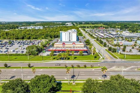 Commercial property in Orlando, Florida 730.77 sq.m. № 222390 - photo 2