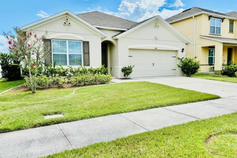 House in Kissimmee, Florida 4 bedrooms, 171.5 sq.m. № 1289896 - photo 3