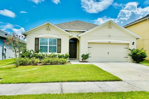 House in Kissimmee, Florida 4 bedrooms, 171.5 sq.m. № 1289896 - photo 1