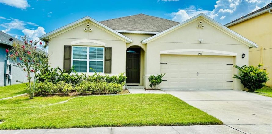 House in Kissimmee, Florida 4 bedrooms, 171.5 sq.m. № 1289896