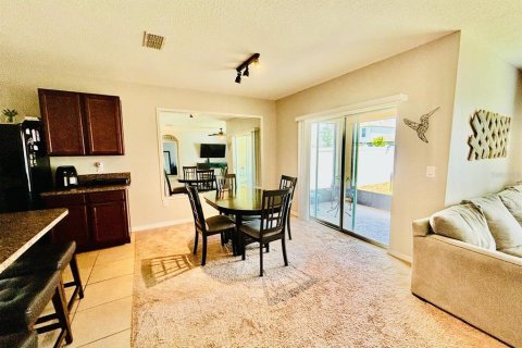 Casa en venta en Kissimmee, Florida, 4 dormitorios, 171.5 m2 № 1289896 - foto 5