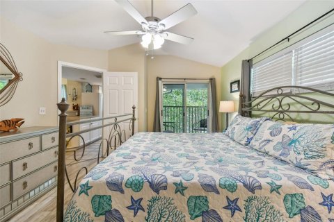 Condo in Lutz, Florida, 2 bedrooms  № 1289861 - photo 12