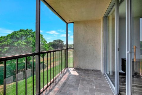 Copropriété à vendre à Lauderhill, Floride: 2 chambres, 102.19 m2 № 1209810 - photo 28