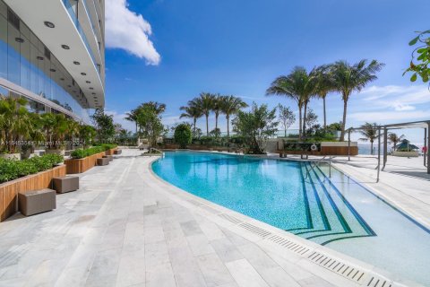 Condo in Sunny Isles Beach, Florida, 2 bedrooms  № 1328319 - photo 20