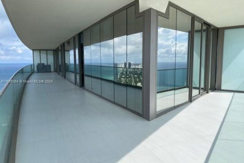 Condominio en venta en Sunny Isles Beach, Florida, 2 dormitorios, 117.8 m2 № 1328319 - foto 27