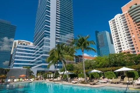 Hotel en venta en Miami, Florida, 1 dormitorio, 91.32 m2 № 1151053 - foto 1