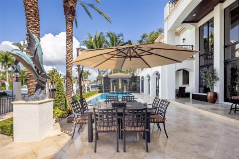 Casa en venta en Fort Lauderdale, Florida, 9 dormitorios, 999.63 m2 № 627405 - foto 4