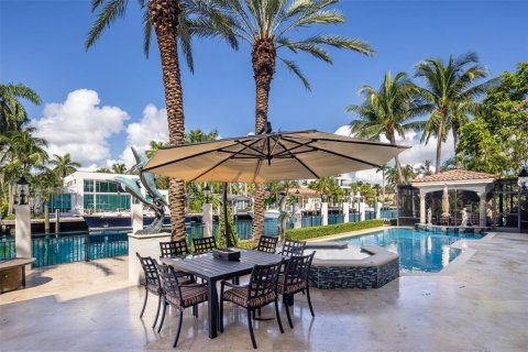 Casa en venta en Fort Lauderdale, Florida, 9 dormitorios, 999.63 m2 № 627405 - foto 5