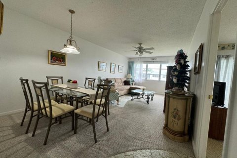 Copropriété à vendre à Hollywood, Floride: 2 chambres, 84.45 m2 № 1116612 - photo 14