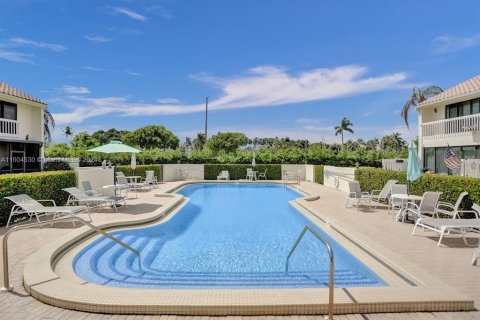 Adosado en venta en Boynton Beach, Florida, 2 dormitorios, 182.09 m2 № 1370829 - foto 5