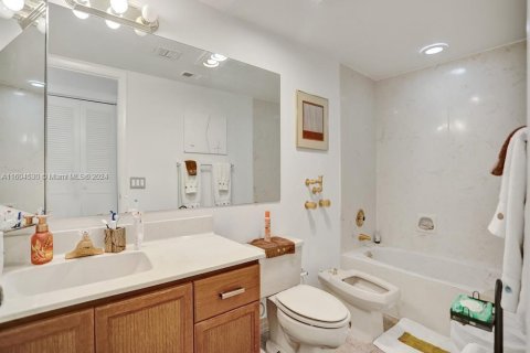 Adosado en venta en Boynton Beach, Florida, 2 dormitorios, 182.09 m2 № 1370829 - foto 17