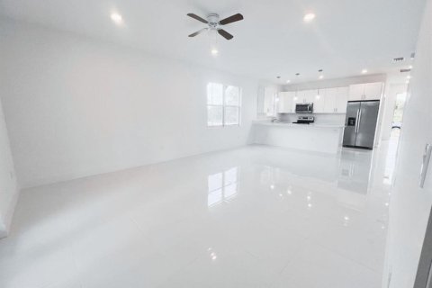 Casa en venta en LaBelle, Florida, 3 dormitorios, 123.1 m2 № 1007714 - foto 9
