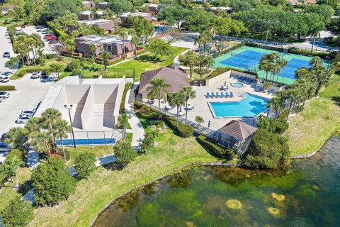 Condo in Jupiter, Florida, 2 bedrooms  № 1136403 - photo 2