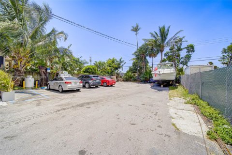 Купить коммерческую недвижимость в Майами, Флорида № 35310 - фото 23