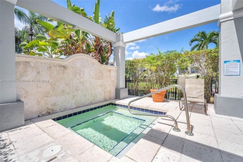 Condominio en venta en Pembroke Pines, Florida, 3 dormitorios, 115.85 m2 № 1386229 - foto 28