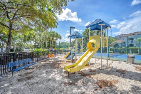 Condominio en venta en Pembroke Pines, Florida, 3 dormitorios, 115.85 m2 № 1386229 - foto 30