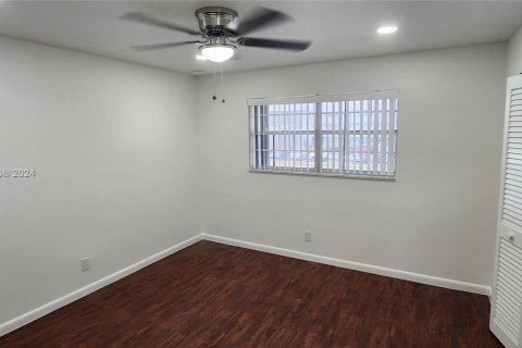 Condominio en venta en North Palm Beach, Florida, 2 dormitorios, 94.2 m2 № 934171 - foto 26