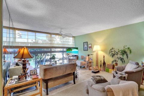 Condo in Fort Lauderdale, Florida, 2 bedrooms  № 945304 - photo 19