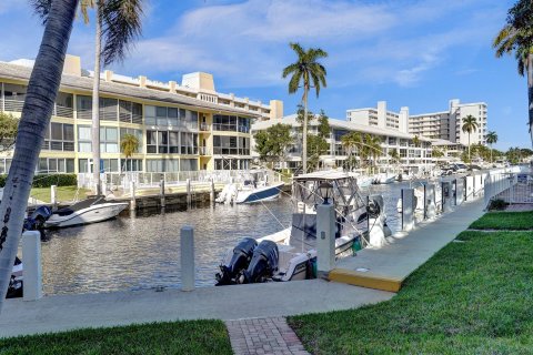 Copropriété à vendre à Fort Lauderdale, Floride: 2 chambres, 119.38 m2 № 945304 - photo 11