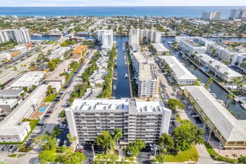 Condo in Fort Lauderdale, Florida, 2 bedrooms  № 945205 - photo 5