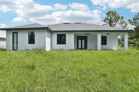 Villa ou maison à vendre à Lehigh Acres, Floride: 3 chambres, 154.87 m2 № 1348871 - photo 25