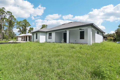 Villa ou maison à vendre à Lehigh Acres, Floride: 3 chambres, 154.87 m2 № 1348871 - photo 24