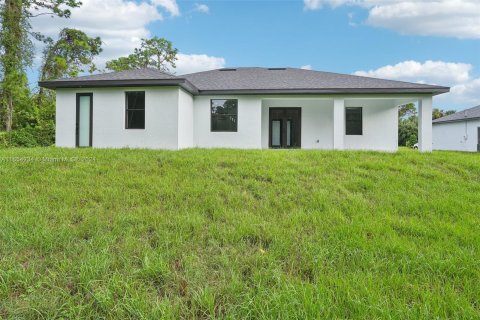 Villa ou maison à vendre à Lehigh Acres, Floride: 3 chambres, 154.87 m2 № 1348871 - photo 29