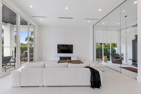 Villa ou maison à vendre à Fort Lauderdale, Floride: 3 chambres, 249.91 m2 № 947720 - photo 6