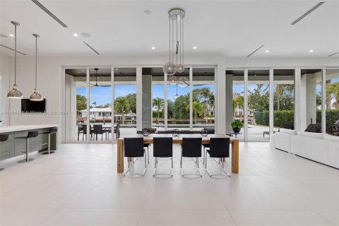 Villa ou maison à vendre à Fort Lauderdale, Floride: 3 chambres, 249.91 m2 № 947720 - photo 3