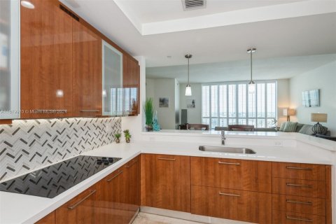 Condo in Fort Lauderdale, Florida, 1 bedroom  № 1409214 - photo 6