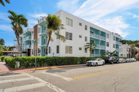 Condominio en venta en Miami Beach, Florida, 1 dormitorio, 60.39 m2 № 1394911 - foto 17