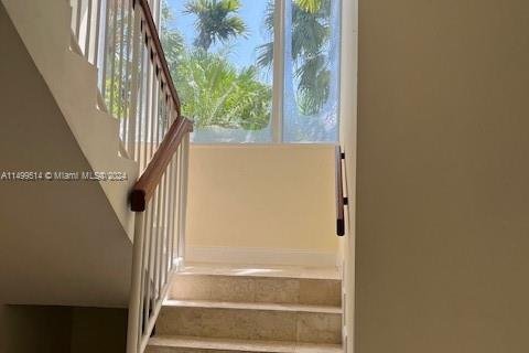 Casa en venta en Key Biscayne, Florida, 5 dormitorios, 388.42 m2 № 885770 - foto 18