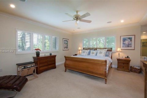 Casa en venta en Key Biscayne, Florida, 5 dormitorios, 388.42 m2 № 885770 - foto 7