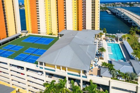 Copropriété à vendre à Riviera Beach, Floride: 3 chambres, 166.11 m2 № 1210391 - photo 24