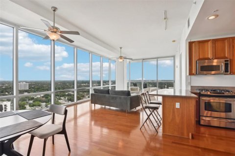 Condo in Orlando, Florida, 2 bedrooms  № 1342410 - photo 17