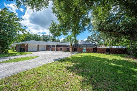 House in Lakeland, Florida 4 bedrooms, 239.59 sq.m. № 1346807 - photo 20