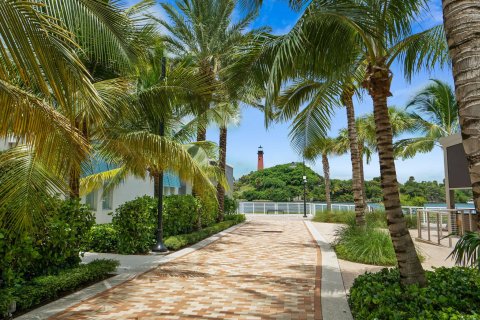 Townhouse in Jupiter, Florida 3 bedrooms, 187.76 sq.m. № 862711 - photo 3