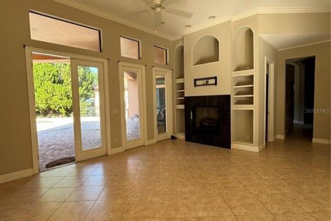 House in Windermere, Florida 5 bedrooms, 390.56 sq.m. № 1212077 - photo 6