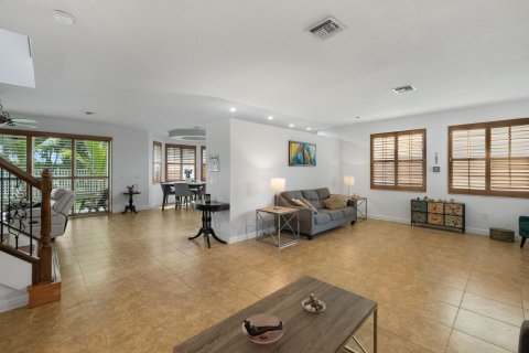 Casa en venta en Royal Palm Beach, Florida, 4 dormitorios, 261.24 m2 № 1100387 - foto 25