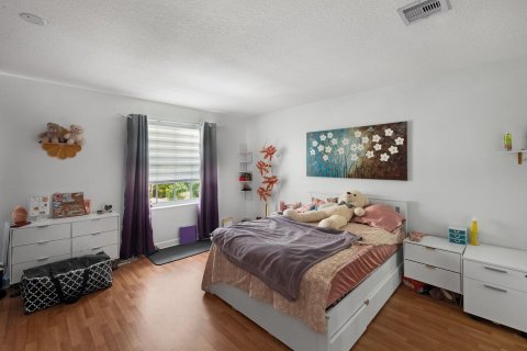 Villa ou maison à vendre à Royal Palm Beach, Floride: 4 chambres, 261.24 m2 № 1100387 - photo 11