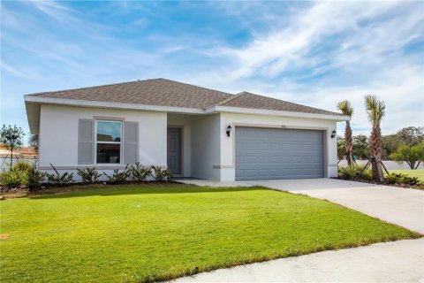 House in Port Charlotte, Florida 3 bedrooms, 125.51 sq.m. № 1359255 - photo 1