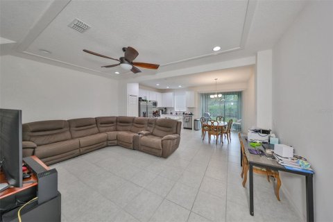 Touwnhouse à vendre à Apollo Beach, Floride: 3 chambres, 158.12 m2 № 1359254 - photo 5