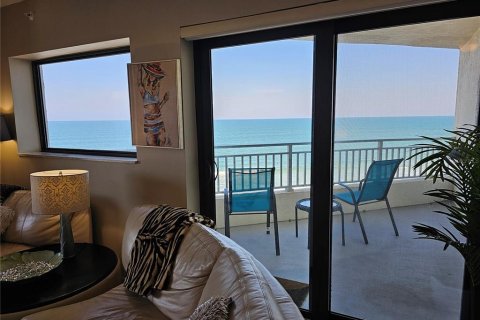 Condo in New Smyrna Beach, Florida, 1 bedroom  № 1382628 - photo 8