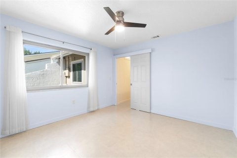 Villa ou maison à vendre à Kissimmee, Floride: 2 chambres, 102.56 m2 № 1285273 - photo 20