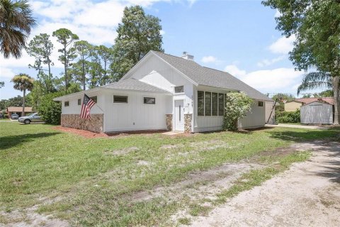 Villa ou maison à vendre à Edgewater, Floride: 3 chambres, 138.05 m2 № 1285272 - photo 1