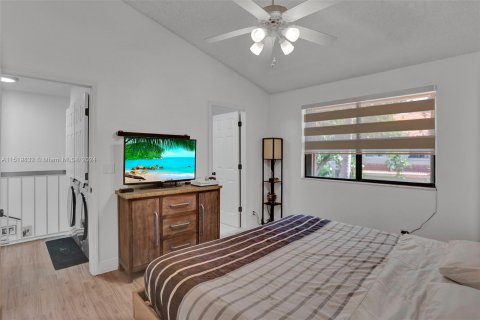 Adosado en venta en Aventura, Florida, 2 dormitorios, 127.83 m2 № 965489 - foto 23
