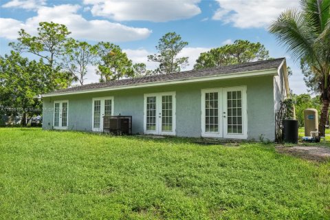 House in Loxahatchee Groves, Florida 4 bedrooms, 145.3 sq.m. № 1380550 - photo 2