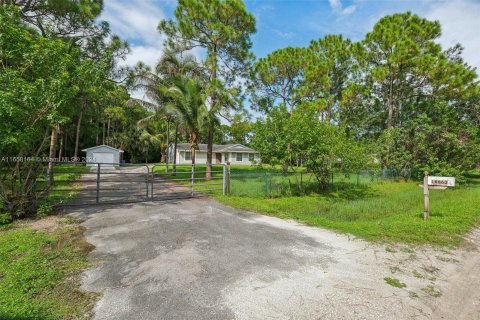 House in Loxahatchee Groves, Florida 4 bedrooms, 145.3 sq.m. № 1380550 - photo 8